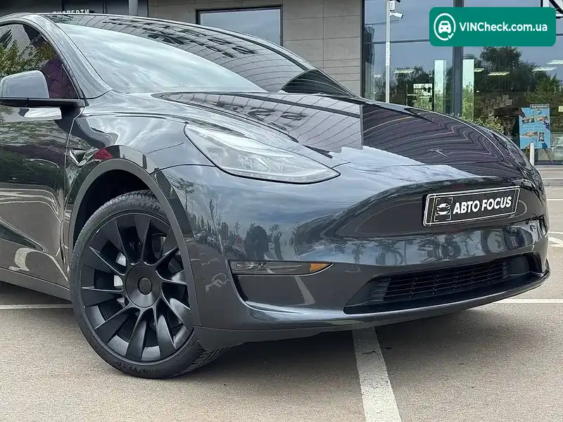 Tesla Model Y 2024, фото з оголошення 2 з 20, VIN 7SAYGDED5RF035281