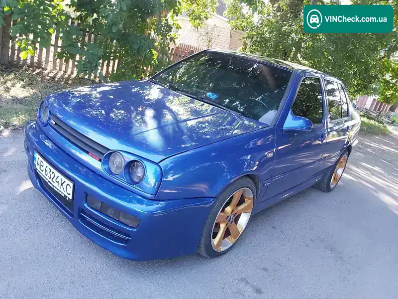 Volkswagen Vento 1992, фото з оголошення 1 з 8, VIN WVWZZZ1HZNW064980