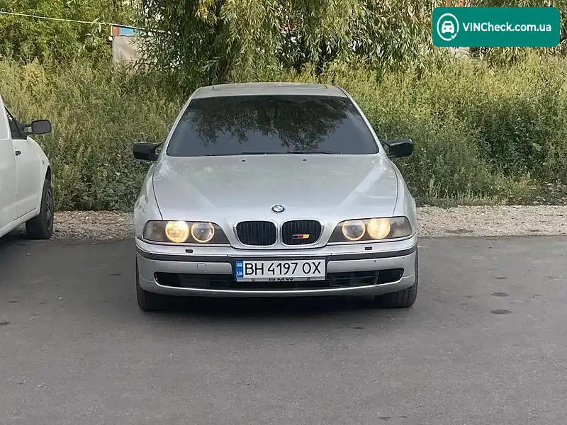 BMW 5 Series 1998, фото з оголошення 2 з 14, VIN WBADL81060GJ61513
