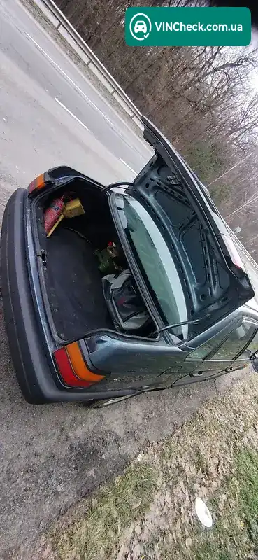 Volkswagen Passat 1989, фото з оголошення 2 з 5, VIN WVWZZZ31ZKE208185