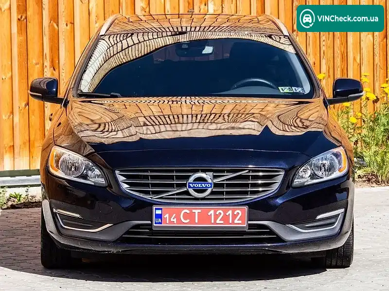 Volvo V60 2015, фото з оголошення 2 з 20, VIN YV140MEK4G1291278