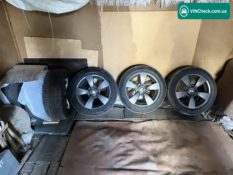 BMW 5 Series 2006, фото з оголошення 2 з 21, VIN WBANC31070CP63139