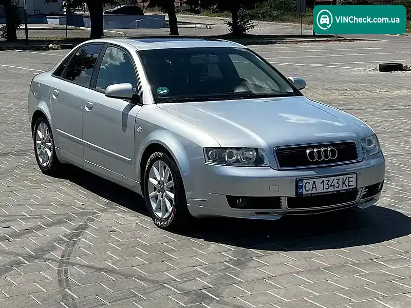 Audi A4 2003, фото з оголошення 2 з 12, VIN WAUZZZ8E04A046071