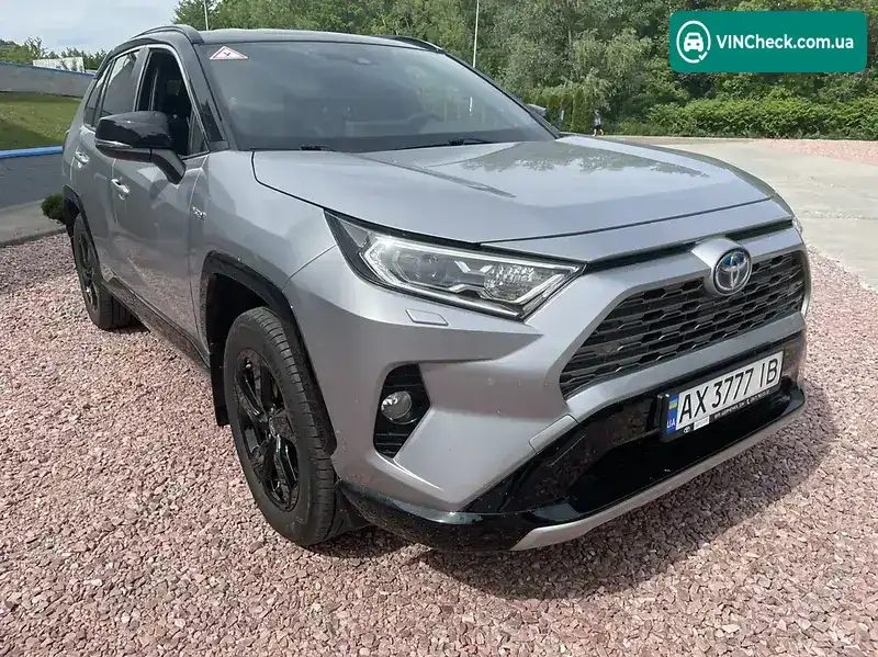 Toyota RAV4 2020, фото з оголошення 2 з 20, VIN JTMRW3FV80D556723