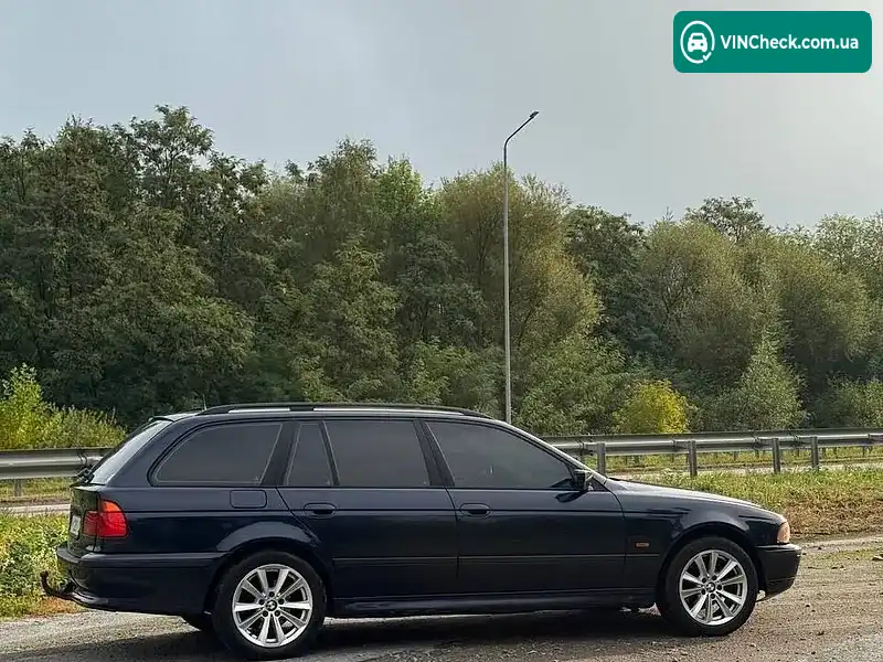 BMW 5 Series 2000, фото з оголошення 1 з 8, VIN WBADP91090GX71514