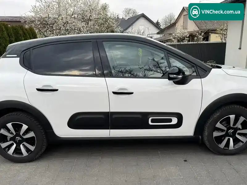 Citroen C3 2024, фото з оголошення 2 з 12, VIN VF7SXHNVTRT002590