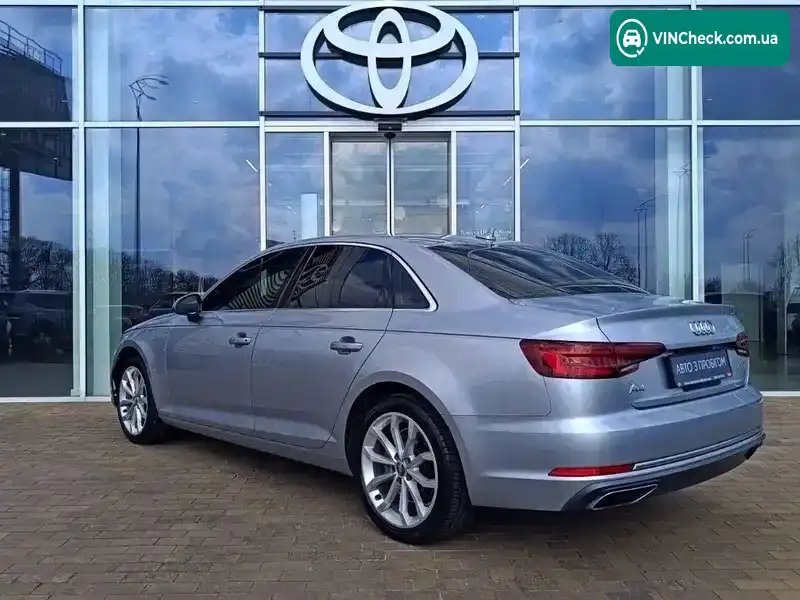 Audi A4 2019, фото з оголошення 2 з 17, VIN WAUGMAF48KN010071