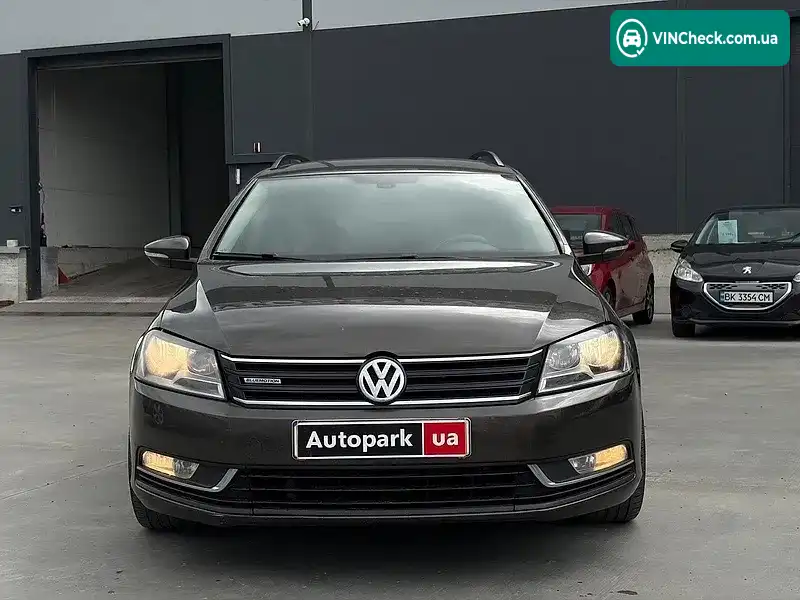Volkswagen Passat 2013, фото з оголошення 2 з 20, VIN WVWZZZ3CZDE143644