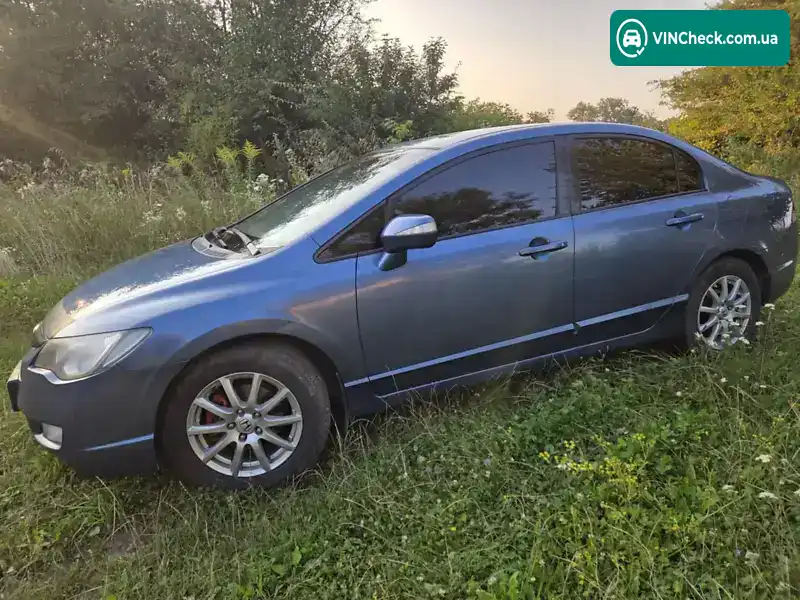 Honda Civic 2007, фото з оголошення 2 з 9, VIN JHMFD15407S215602