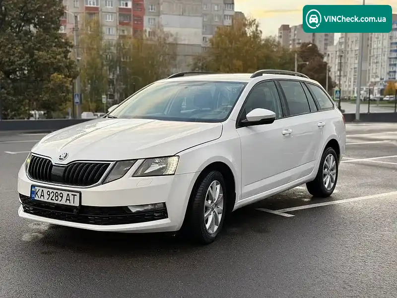 Skoda Octavia 2017, фото з оголошення 2 з 20, VIN TMBJG7NEXJ0137624