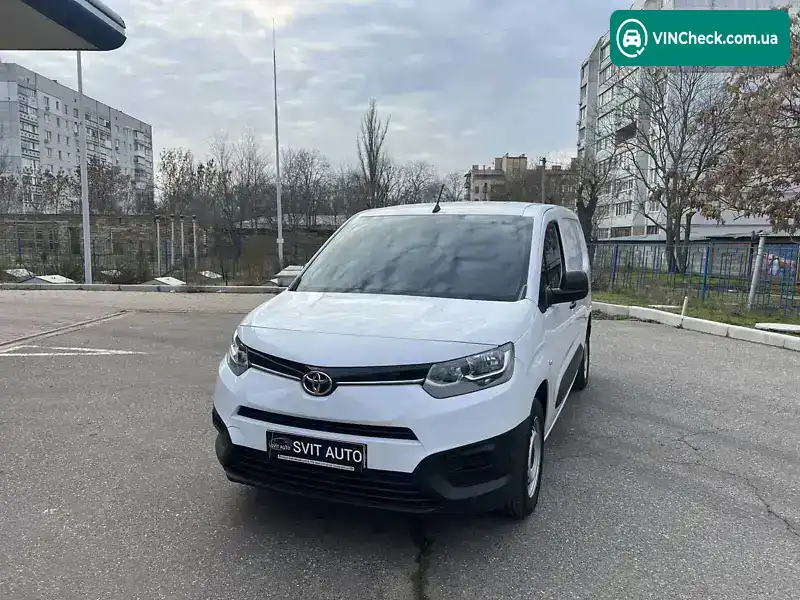 Toyota Proace City 2023, фото з оголошення 2 з 21, VIN YAREF9HPAGJ068550