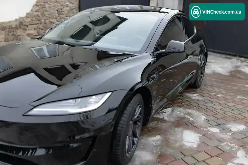 Tesla Model 3 2024, фото з оголошення 2 з 21, VIN 5YJ3E1EA9RF727173