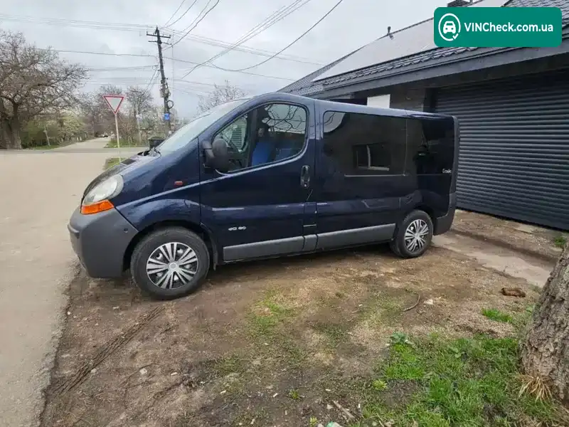 Renault Trafic 2004, фото з оголошення 2 з 11, VIN VF1FLABA54Y041583