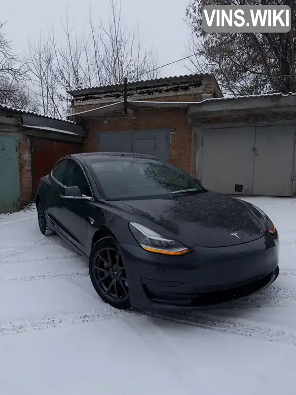 Tesla Model 3 2018, фото з оголошення 1 з 20, VIN 5YJ3E1EAXJF056830