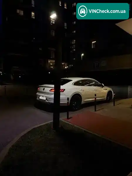 Volkswagen Arteon 2018, фото з оголошення 2 з 18, VIN WVWZZZ3HZKE010540