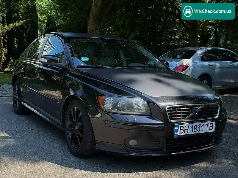 Volvo S40 2006, фото з оголошення 2 з 12, VIN YV1MS385972284489