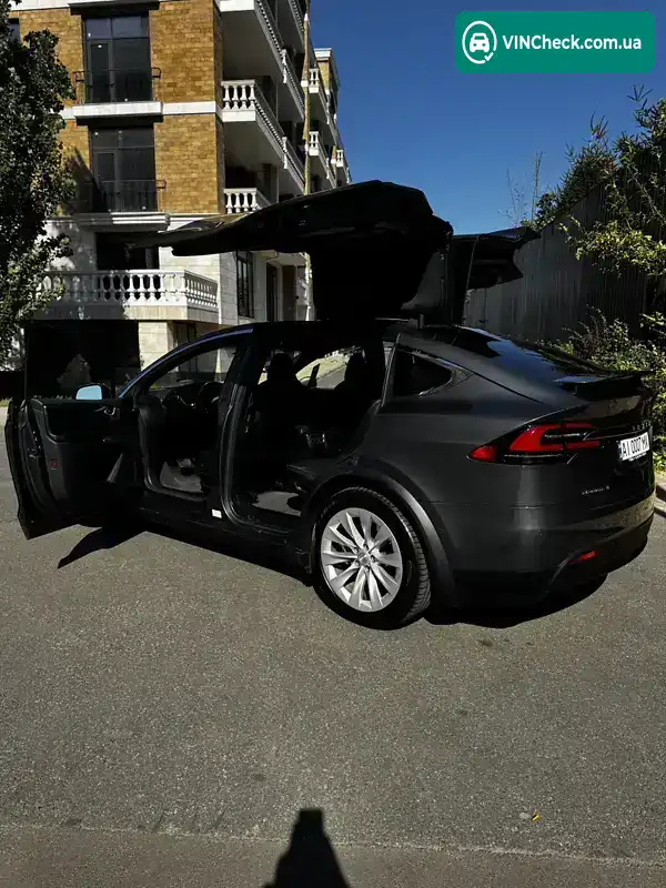 Tesla Model X 2018, фото з оголошення 2 з 18, VIN 5YJXCDE25JF091986