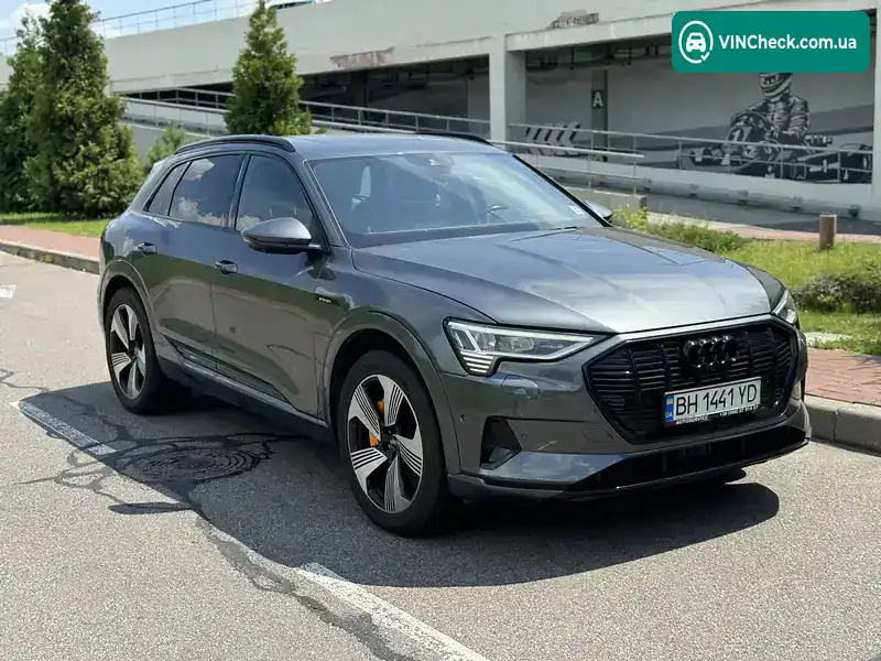 Audi e-tron 2019, фото з оголошення 1 з 21, VIN WA1VAAGE5KB006954