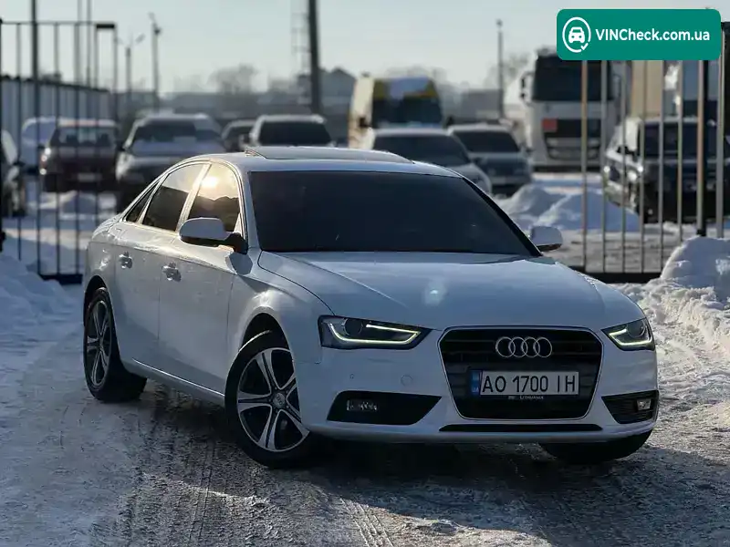 Audi A4 2011, фото з оголошення 1 з 11, VIN WAUBFAFL8CN007751