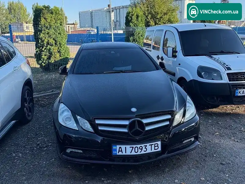 Mercedes-Benz E-Class 2010, фото з оголошення, VIN WDD2073221F040997