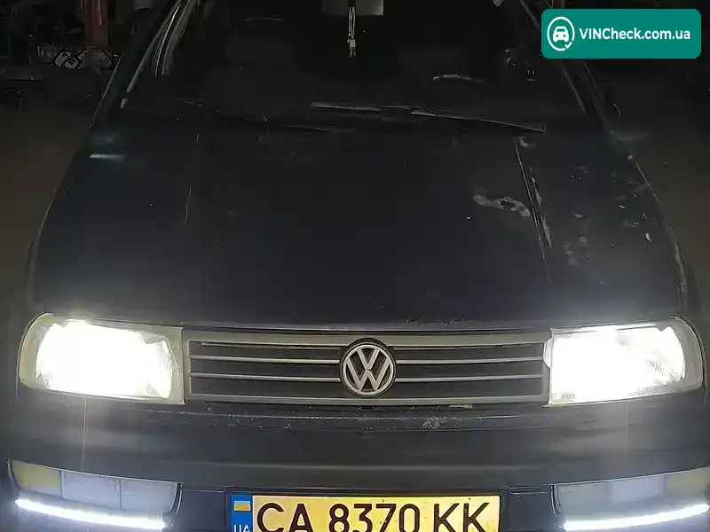Volkswagen Vento 1993, фото з оголошення 1 з 6, VIN WVWZZZ1HZPW326104