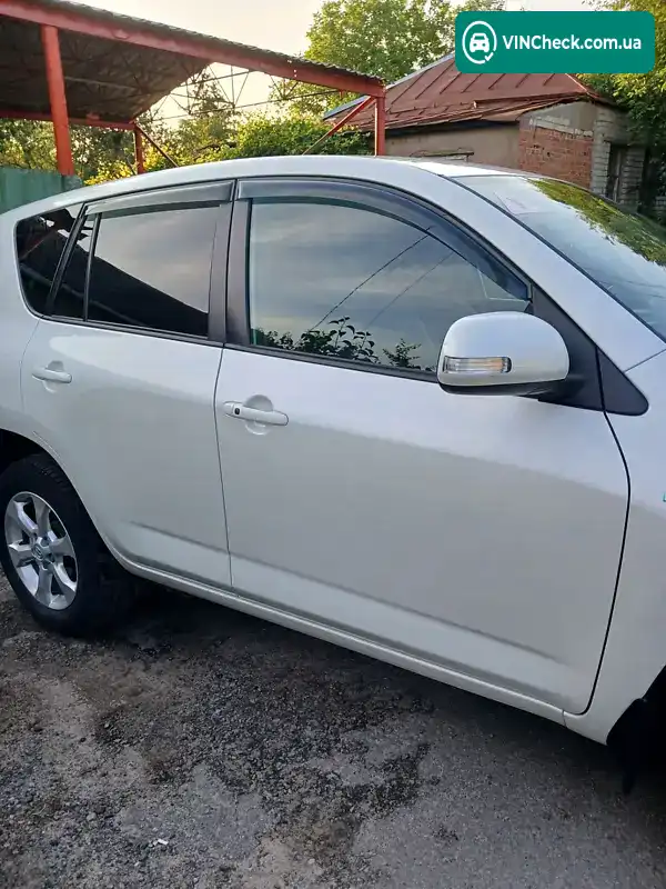 Toyota RAV4 2010, фото з оголошення 2 з 12, VIN JTMBB31V60D051008