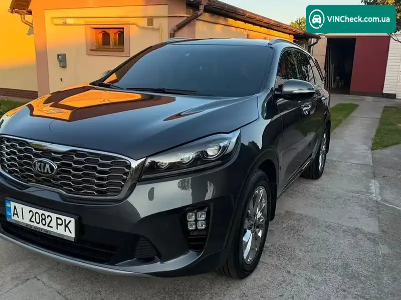 Kia Sorento 2019, фото з оголошення 2 з 10, VIN KNAPG81ABLA555429