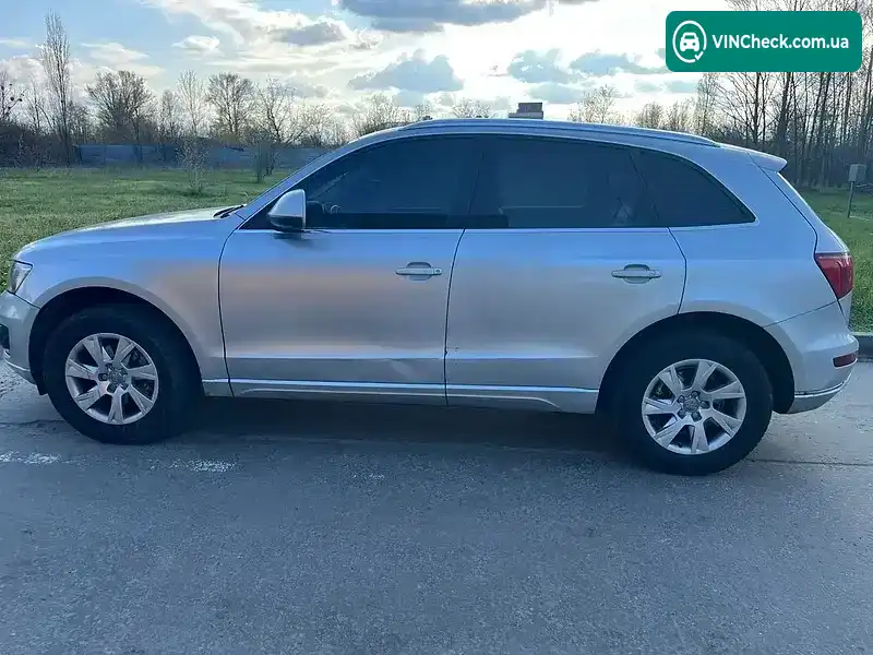 Audi Q5 2010, фото з оголошення 1 з 7, VIN WA1LFAFP8BA023961