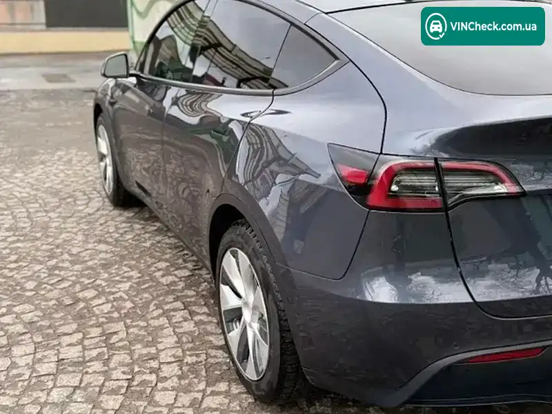 Tesla Model Y 2021, фото з оголошення 1 з 15, VIN 5YJYGDEEXMF297151
