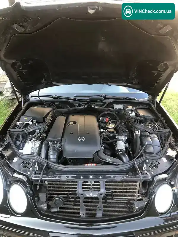 Mercedes-Benz E-Class 2004, фото з оголошення 2 з 20, VIN WDB2110161A488109
