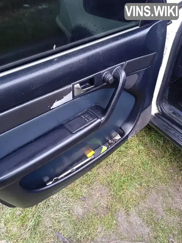 Audi 100 1993, фото з оголошення 2 з 21, VIN WAUZZZ4AZPN037939