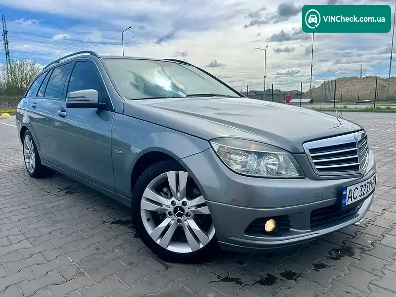 Mercedes-Benz C-Class 2010, фото з оголошення 2 з 20, VIN WDD2042001F553571