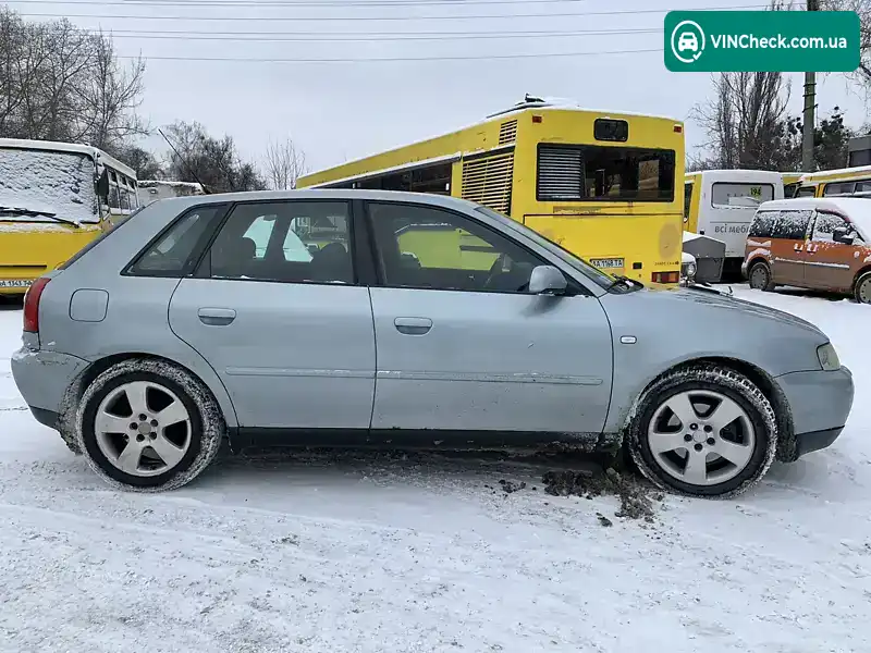 Audi A3 2001, фото з оголошення 2 з 10, VIN WAUZZZ8LZ1A113723