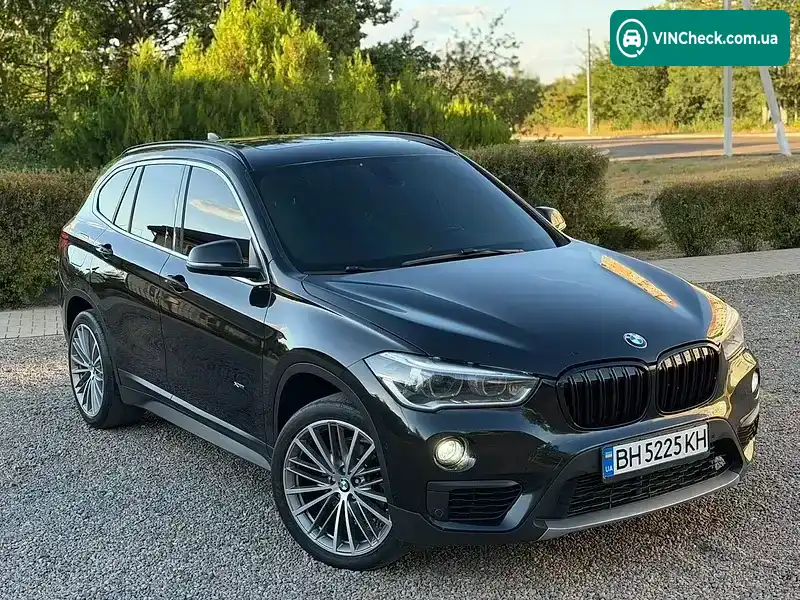 BMW X1 2017, фото з оголошення 2 з 20, VIN WBAHT9105H5J08106