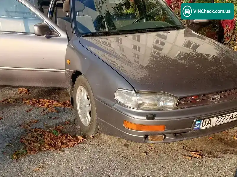 Toyota Camry 2000, фото з оголошення 2 з 5, VIN JT153VV1000029956