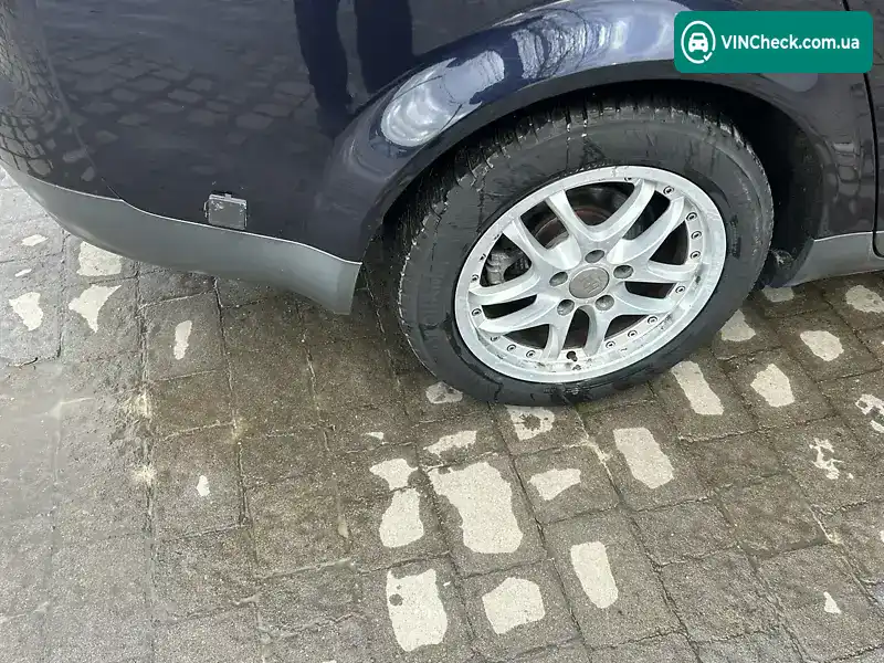 Audi A4 2001, фото з оголошення 2 з 7, VIN WAUZZZ8E02A020793