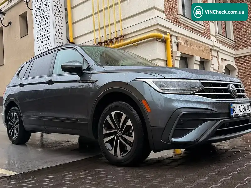 Volkswagen Tiguan 2022, фото з оголошення 2 з 20, VIN 3VV1B7AX0NM030124