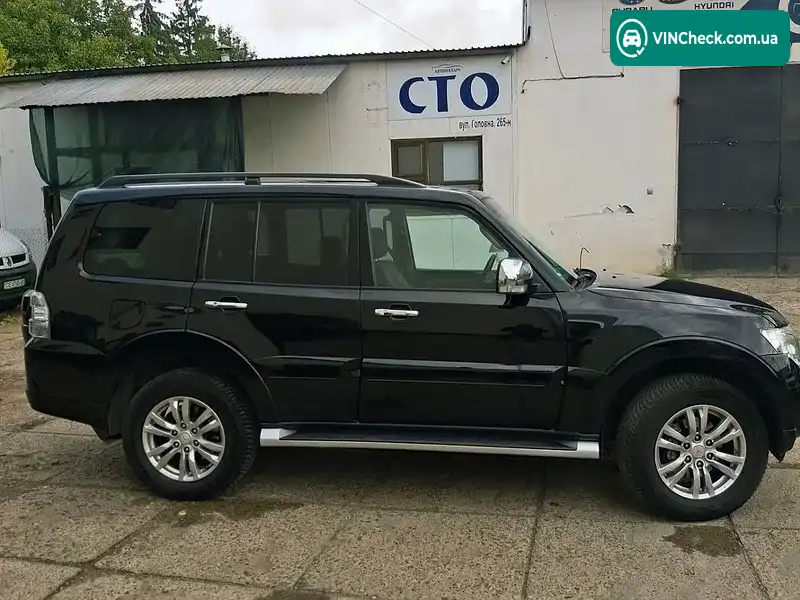 Mitsubishi Pajero 2014, фото з оголошення 2 з 9, VIN JMBLYV98WEJ401906