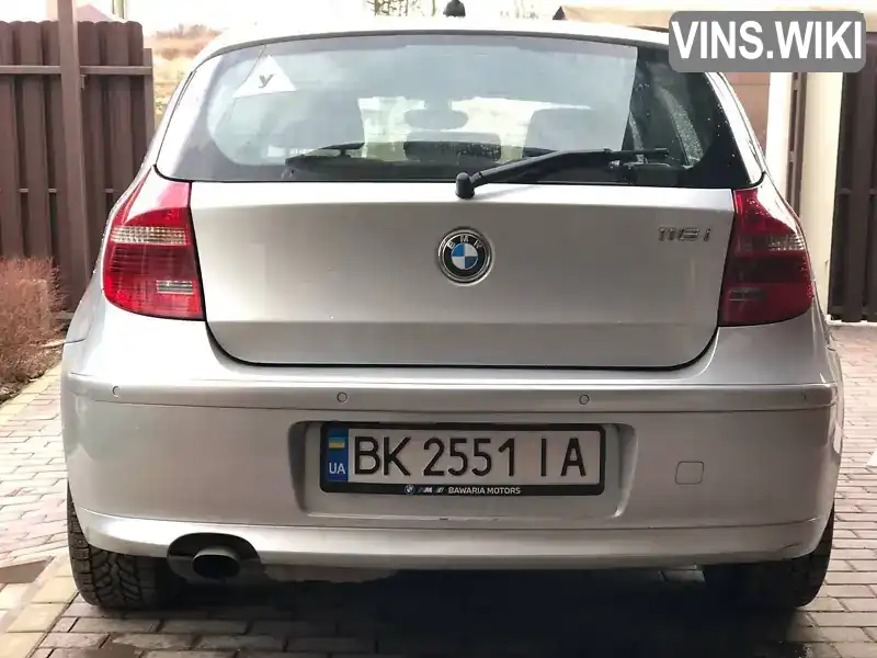 BMW 1 Series 2010, фото з оголошення 2 з 9, VIN WBAUH31020E359134