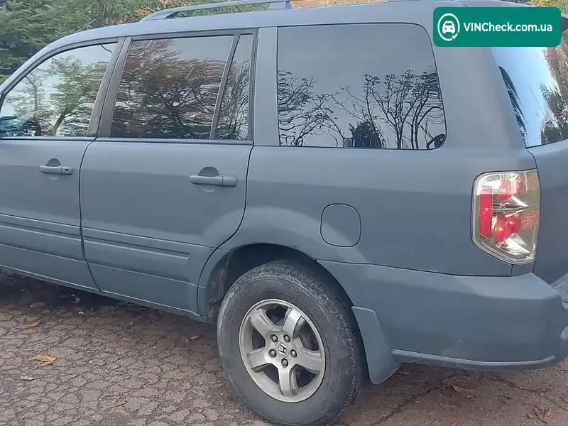 Honda Pilot 2006, фото з оголошення 2 з 12, VIN 2HKYF18526H543319