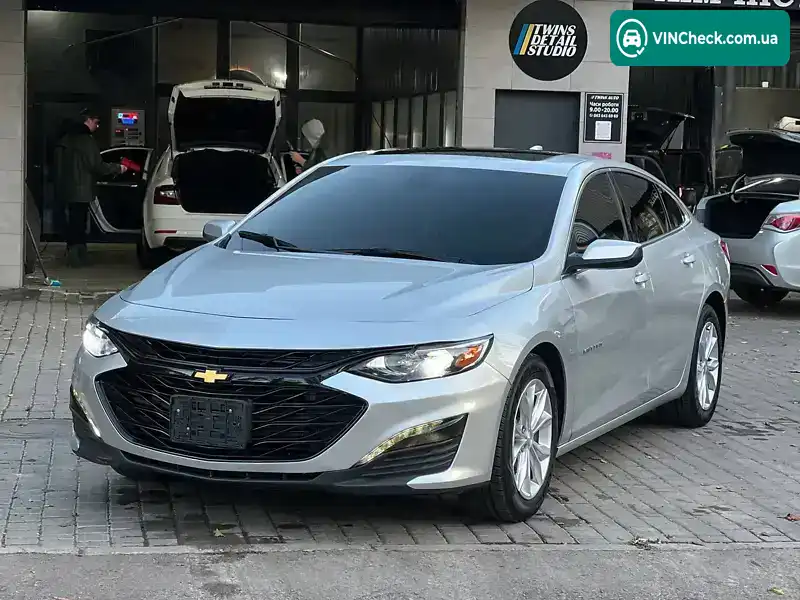 Chevrolet Malibu 2019, фото з оголошення 1 з 21, VIN 1G1ZD5ST9KF218981