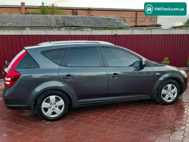 Kia Ceed 2008, фото з оголошення 1 з 11, VIN Y6LFF52429L007573