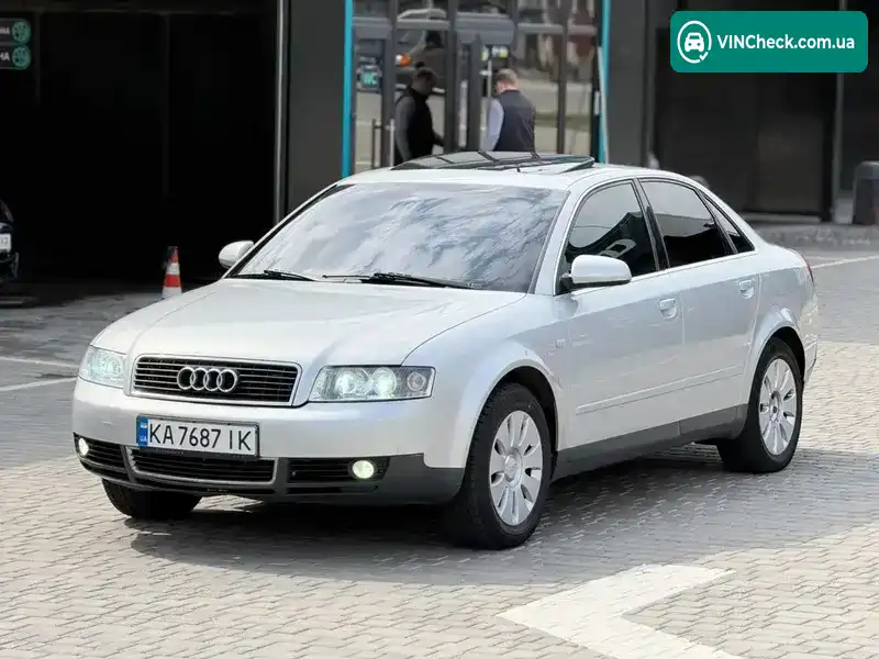 Audi A4 2002, фото з оголошення 2 з 21, VIN WAUZZZ8E42A289475