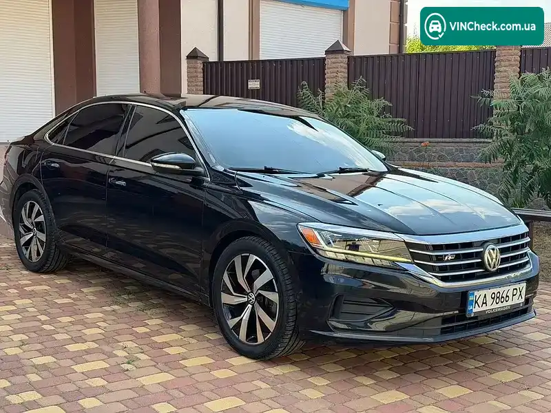 Volkswagen Passat 2020, фото з оголошення 2 з 20, VIN 1VWSA7A31LC015226