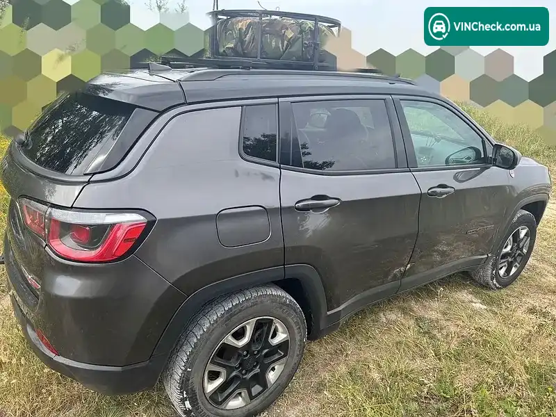Jeep Compass 2018, фото з оголошення 2 з 15, VIN 3C4NJDDBXJT334501