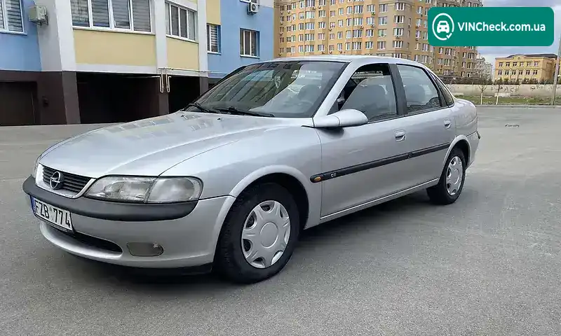 Opel Vectra 1997, фото з оголошення 2 з 11, VIN W0L0JBF19W1045588