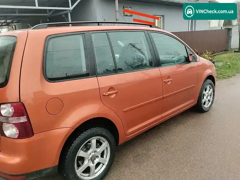 Volkswagen Touran 2008, фото з оголошення 2 з 6, VIN WVGZZZ1TZ9W045141