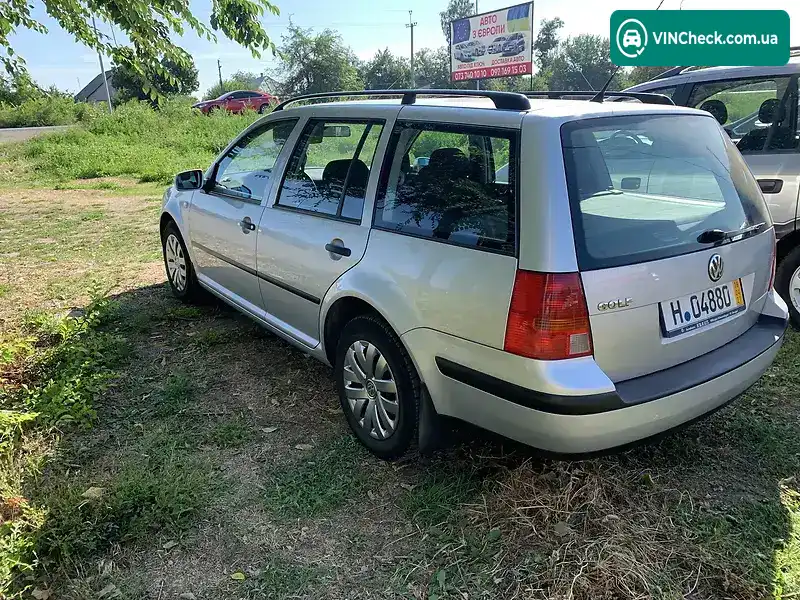 Volkswagen Golf 2001, фото з оголошення 2 з 18, VIN WVWZZZ1JZ2W461981