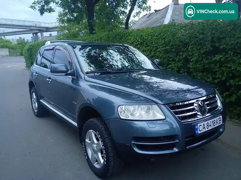 Volkswagen Touareg 2005, фото з оголошення 1 з 11, VIN WVGZZZ7LZ5D053746