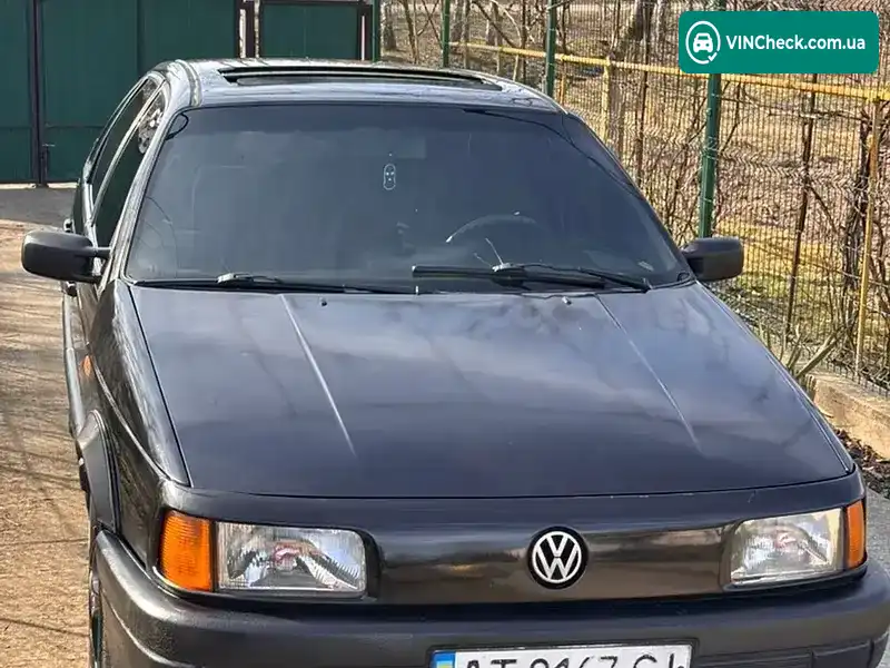 Volkswagen Passat 1992, фото з оголошення 2 з 7, VIN WVWZZZ31ZNB050202